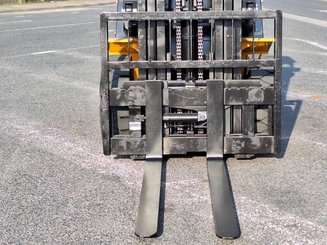 Four wheel front forklift Hangcha R50G - 12