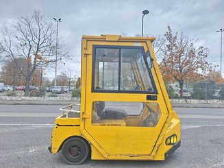 Tow tractor Charlatte TE206 - 2