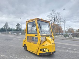 Tow tractor Charlatte TE206 - 1