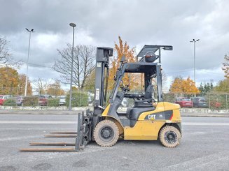 Four wheel front forklift Caterpillar GP25NT