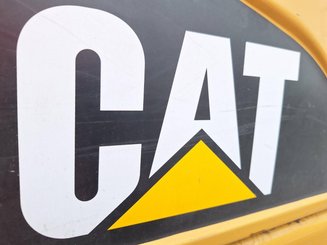 Four wheel front forklift Caterpillar GP25NT