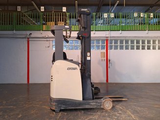 Reach truck Crown ESR5000-1.4 - 7