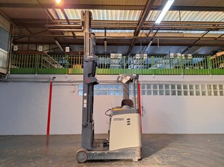 Reach truck Crown ESR5000-1.4 - 17