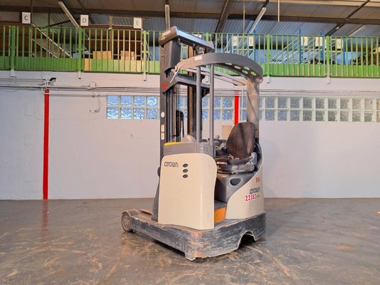 Reach truck Crown ESR5000-1.4 - 1