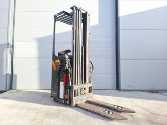 Stand-on pallet stacker Caterpillar NSR16N - 1