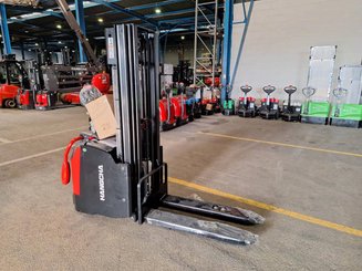 Stacker truck with folding platform Hangcha  CDD16-AC2S-L  - 1