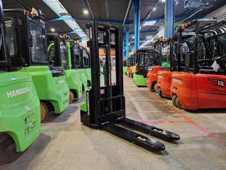 Pedestrian pallet stacker Hangcha CDD12-A2MC2-ISZ