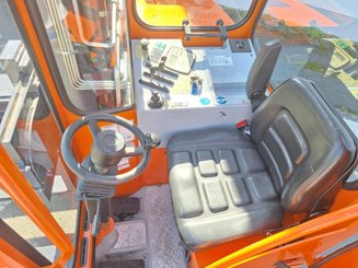 Multidirectional sideloader Hubtex DQ45D