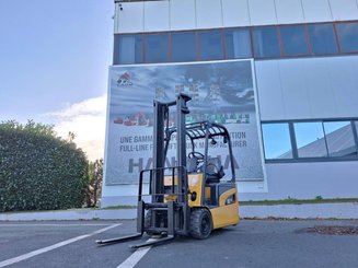 Three wheel front forklift Caterpillar EP16NT - 1