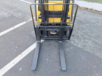Three wheel front forklift Caterpillar EP16NT - 12