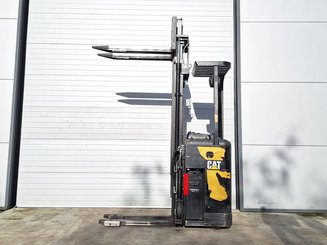 Stand-on pallet stacker Caterpillar NSR16N