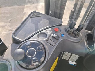 Stand-on pallet stacker Caterpillar NSR16N
