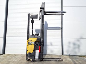 Stand-on pallet stacker Caterpillar NSR16N