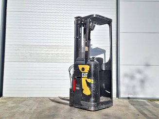 Stand-on pallet stacker Caterpillar NSR16N