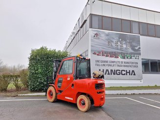 Four wheel front forklift Hangcha XF50G