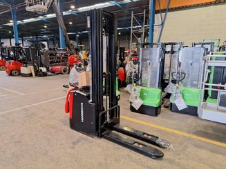 Stacker truck with folding platform Hangcha  CDD16-AC2S-L  - 1