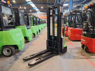 Pedestrian pallet stacker Hangcha CDD15-A2MC2-ISZ - 1