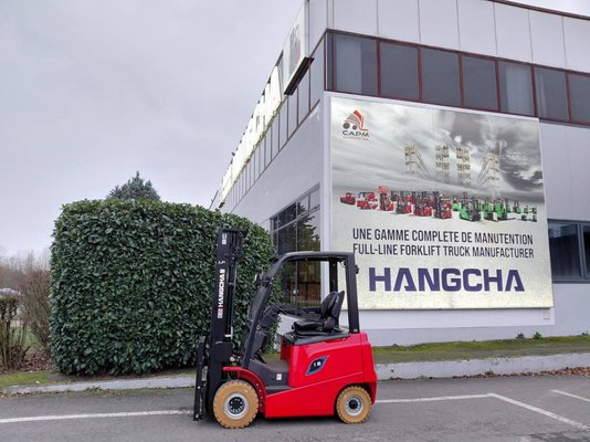 Four wheel front forklift Hangcha AE18 - 1