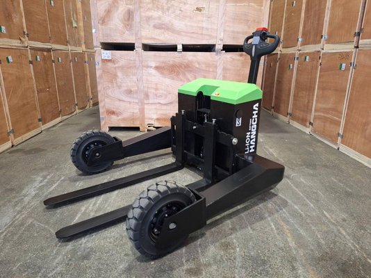 All terrain pallet truck Hangcha CBD15-TTi - 1