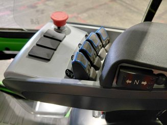 Four wheel front forklift Hangcha XC30i