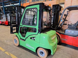 Four wheel front forklift Hangcha XC30i - 1