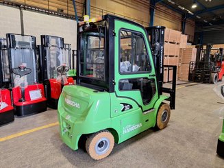 Four wheel front forklift Hangcha XC30i - 1