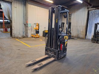 Stand-on pallet stacker Caterpillar NSR16N - 1