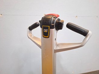 Pedestrian pallet truck Caterpillar NPP20N2E