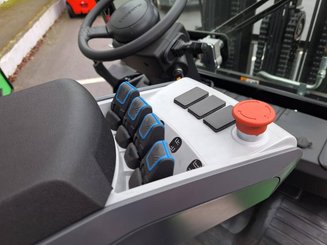Four wheel front forklift Hangcha XC50i-600