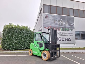 Four wheel front forklift Hangcha XC50i-600
