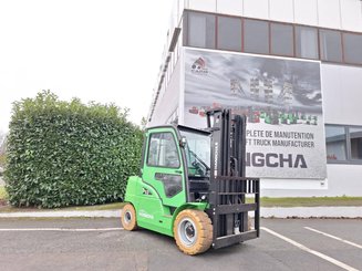 Four wheel front forklift Hangcha XC50i-600 - 1