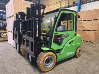 Four wheel front forklift Hangcha XC50i-600