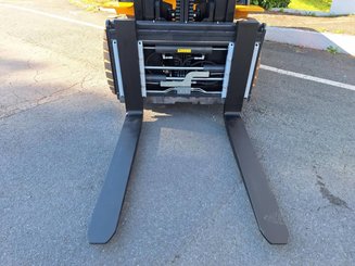 Four wheel front forklift Hangcha XE50i-600