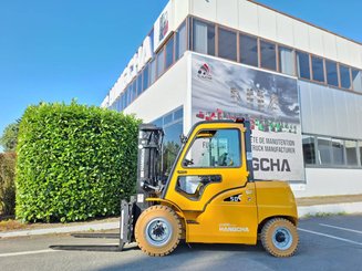 Four wheel front forklift Hangcha XE50i-600