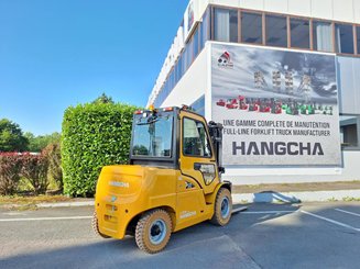 Four wheel front forklift Hangcha XE50i-600