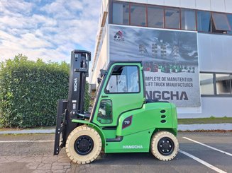 Four wheel front forklift Hangcha X70i - 2