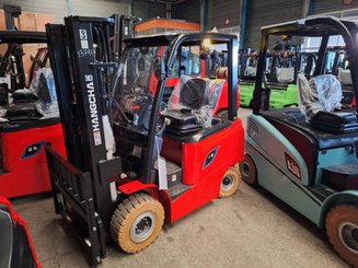 Four wheel front forklift Hangcha AE18 - 1