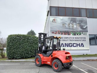 All-terrain forklift Hangcha TT30-4 - 2