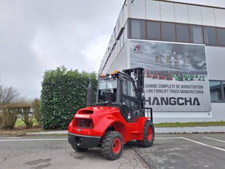 All-terrain forklift Hangcha TT30-2