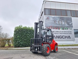 All-terrain forklift Hangcha TT30-2