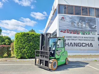 Four wheel front forklift Hangcha XC50i-600 - 1
