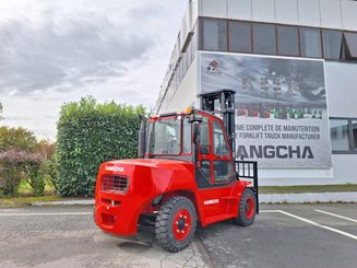 Four wheel front forklift Hangcha XF70D