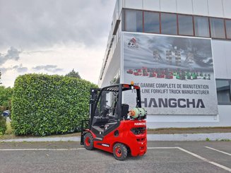 Four wheel front forklift Hangcha XF18G-2 - 3