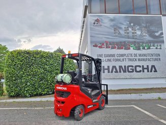 Four wheel front forklift Hangcha XF18G-2 - 4