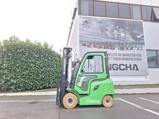 Four wheel front forklift Hangcha AE20Ci