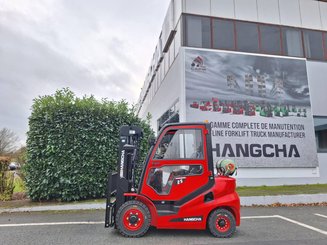 Four wheel front forklift Hangcha XF25G-2 - 3