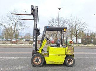 Four wheel front forklift Clark GPM15N - 4