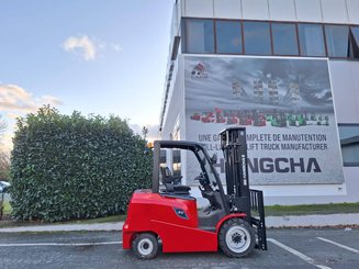 Four wheel front forklift Hangcha AE30 - 5