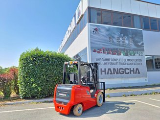 Four wheel front forklift Hangcha AE30 - 4