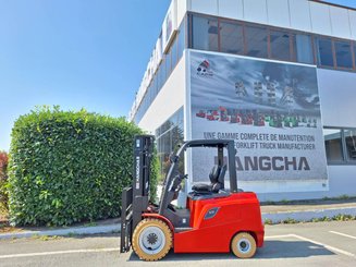 Four wheel front forklift Hangcha AE30 - 1